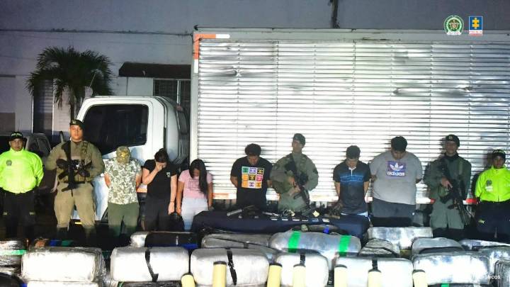 Sorprendieron a seis personas descargando siete toneladas de marihuana en finca de Girardota