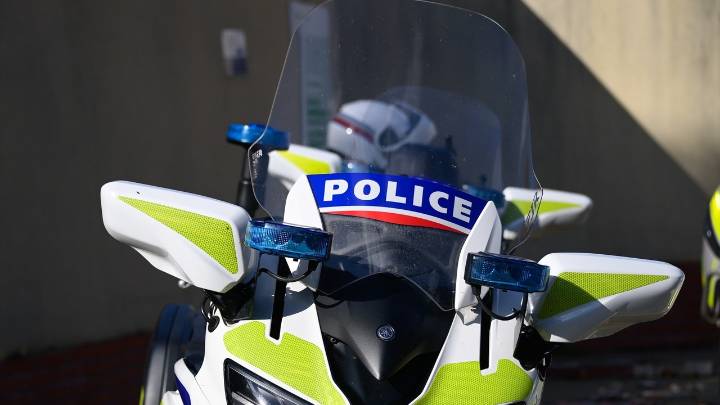 Dos presos se fugan de una cárcel en Francia después de serrar los barrotes de su celda