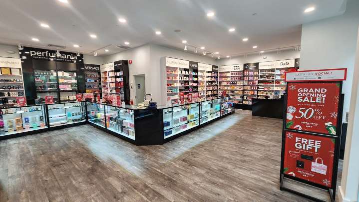 New specialty store opens at Eastview Mall with grand opening sale