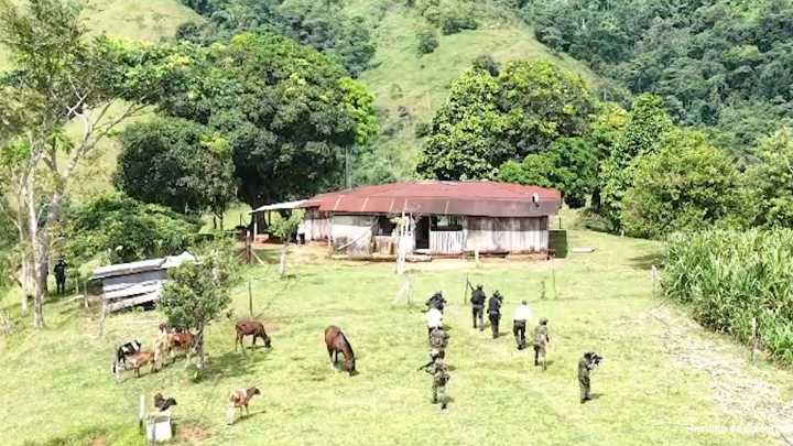 Golpe millonario a las finanzas de las disidencias: Fiscalía incauta bienes por 11.500 millones de pesos