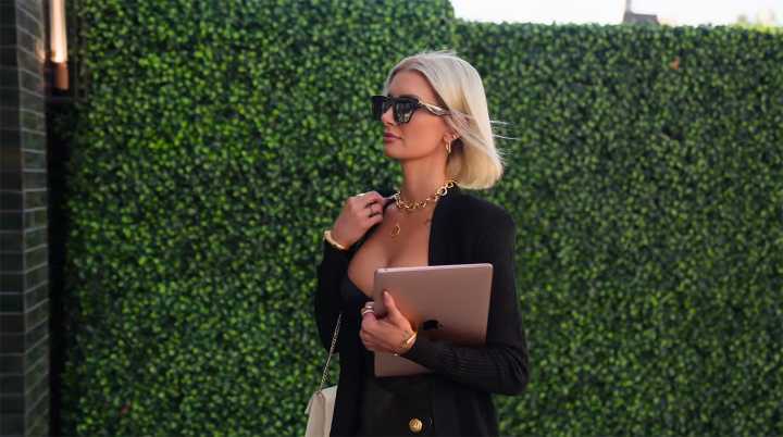 'Selling Sunset' Fans Spot Major Editing Error During Nicole Young's Firing