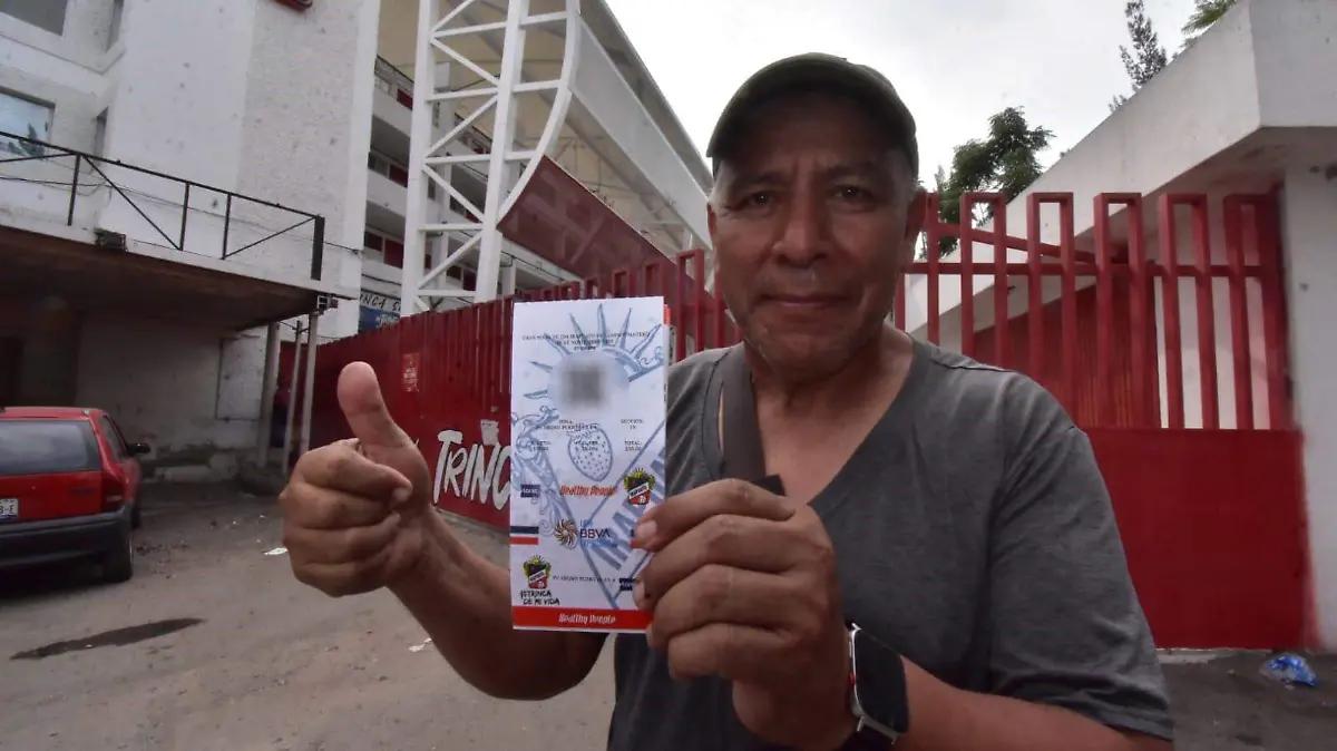 Afición irapuatense llena taquillas mientras inicia venta preferencial de boletos para la final