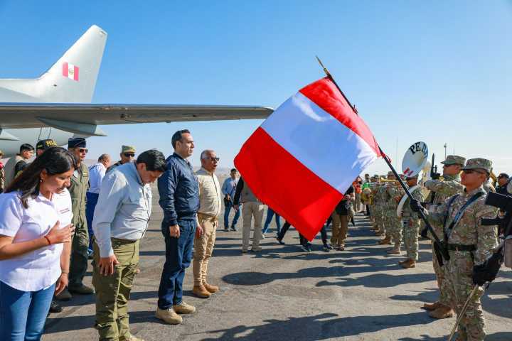 Presidente José Jerí arribó a Tacna para supervisar acciones en zona de frontera