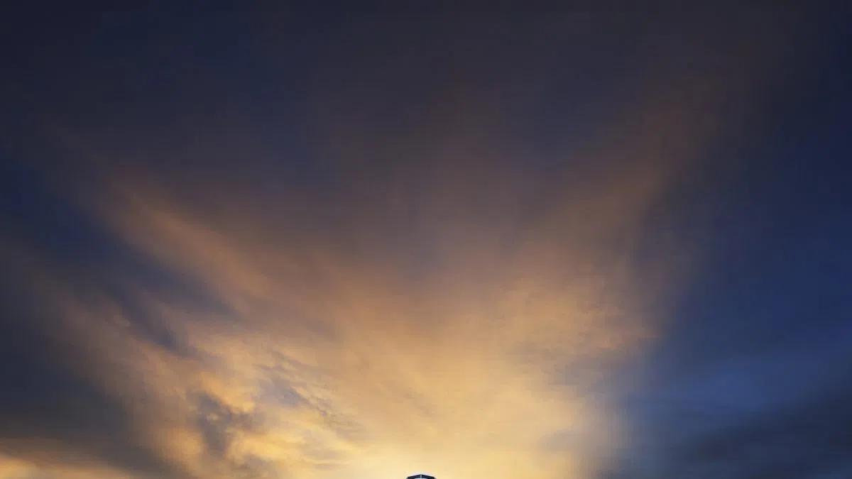 Cargo Plane Crashes In Louisville Killing All On Board