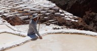 High in Peru’s Andes, villagers carry out centuries-old work of collecting salt, in photos