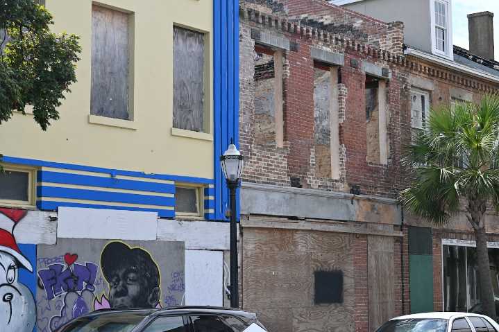 ‘Vacancy and blight are killers’: Mobile votes to make property owners pay for empty buildings