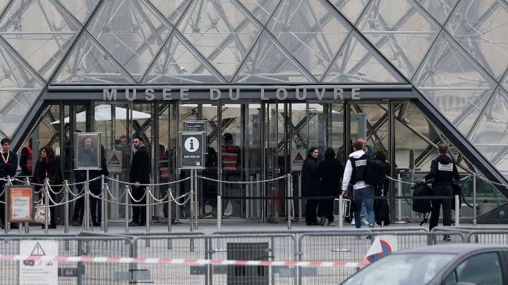 El caso del Louvre demuestra el poder del ADN para resolver delitos en Francia