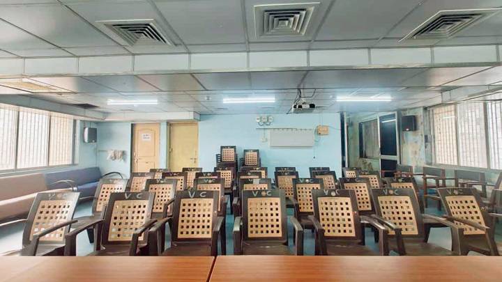 Bhabha Hospital questions nursing body over Rs 450 fee in free nursing course