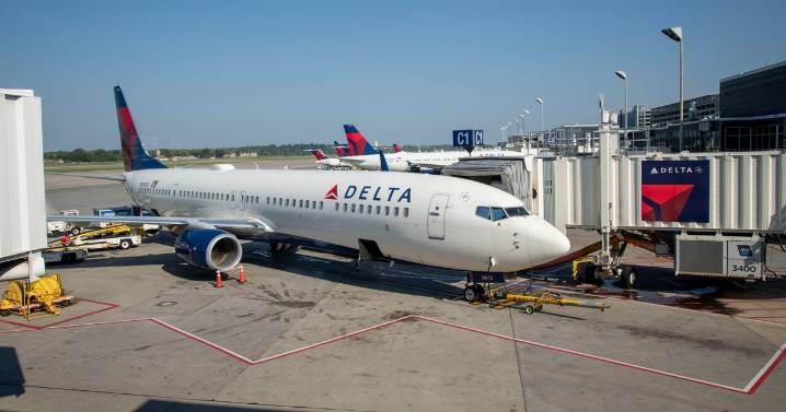 MSP Airport travelers anxious over FAA's planned cuts to air traffic