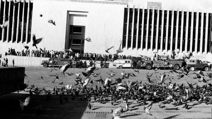 Fiscalía acusa a exintegrantes del Ejército por torturas durante la retoma del Palacio de Justicia