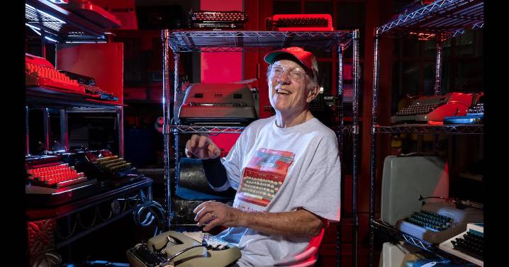 Typewriter Tom fuels a growing interest in analog writing devices