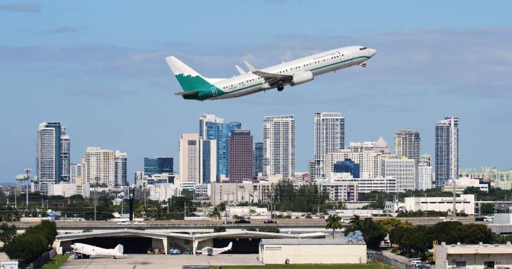 FAA to lift all restrictions on commercial flights