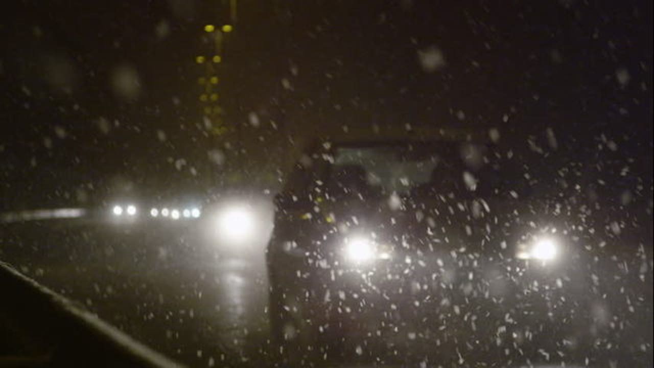 Chicago weather: Near-impossible travel possible with double-digit snow totals in heaviest areas