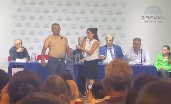 Escándalo por un acto en el Anexo de Diputados para derogar la vacunación obligatoria