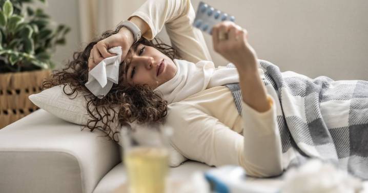 Flu symptoms that are different from a cold and when to seek help