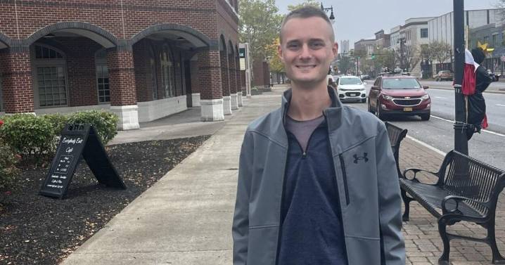 DiSalvo leads city council vote totals