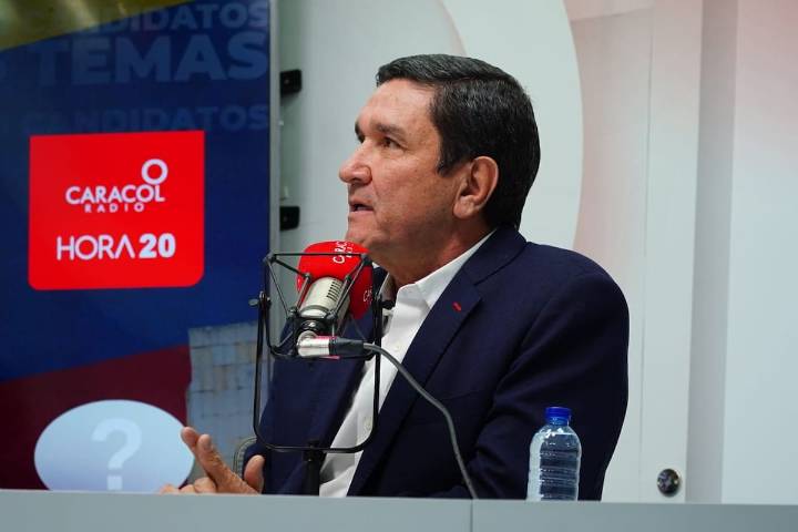 No lo veo viable: Juan Carlos Cardenas sobre definición de candidato de centro derecha antes de marzo