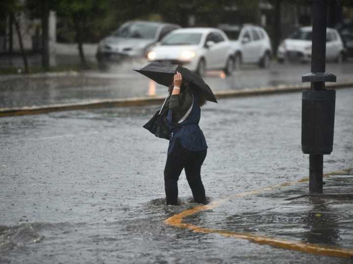 Tormentas severas y vientos: el servicio meteorológico lanzó alertas para Buenos Aires y otras 17 provincias