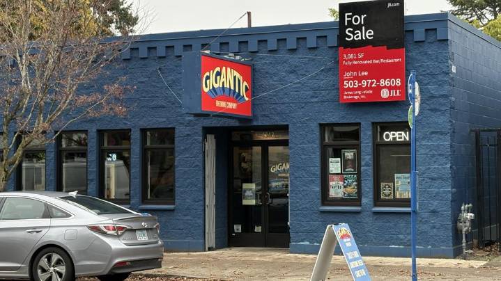 Gigantic Brewing to close Hawthorne location