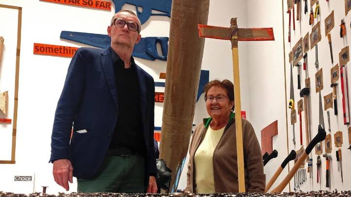 20 años de espera: Thomas Hirschhorn presenta su antológica europea en el Museo Helga de Alvear en Cáceres