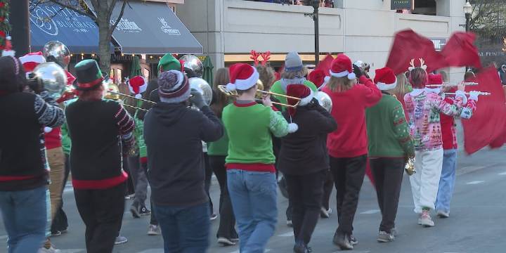 UK students bring Lexington Holiday Parade to life