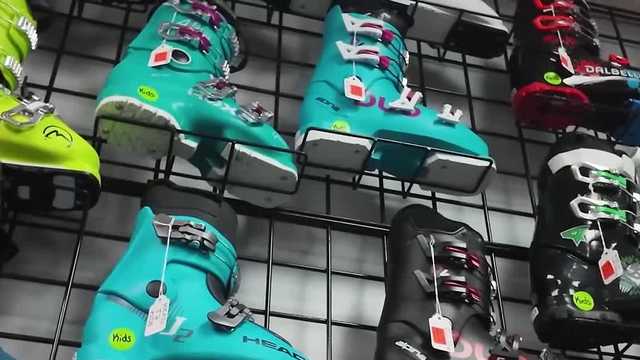 Experts predict tariffs will raise ski equipment costs by 10