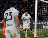 European football: Martínez double keeps Inter on tail of leaders