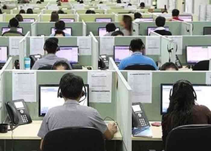 Call centre racket busted in Vadodara for looting US citizens