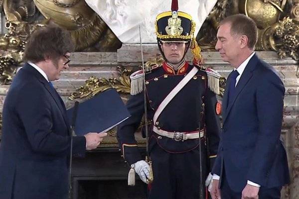 Juró Diego Santilli, en medio de versiones y marcha atrás con traspasos