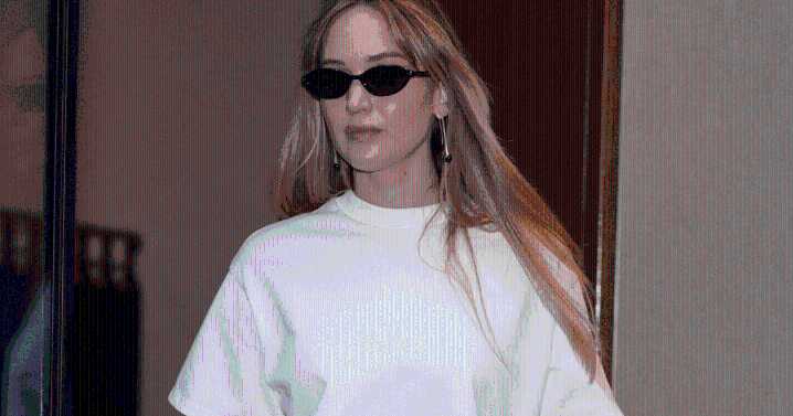 Photos: Jennifer Lawrence's Choice of Footwear Tops 'Basic' NYC Look