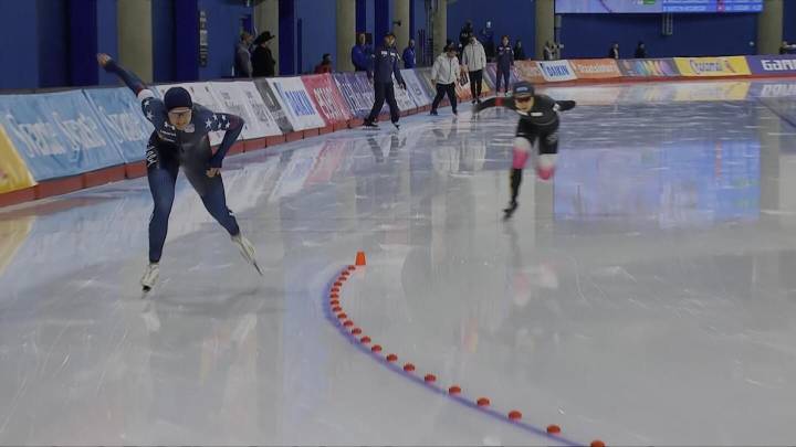American speed skater Brittany Bowe wins 1500m bronze at Calgary World Cup