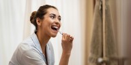 Cuántas veces hay que cepillarse los dientes al día: la explicación de los profesionales sobre la frecuencia