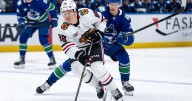 Bertuzzi nets hat trick, Chicago Blackhawks top Vancouver Canucks 5