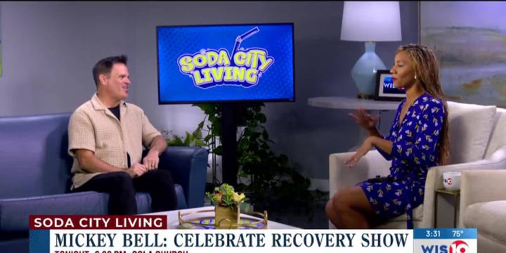 Comedian Mickey Bell