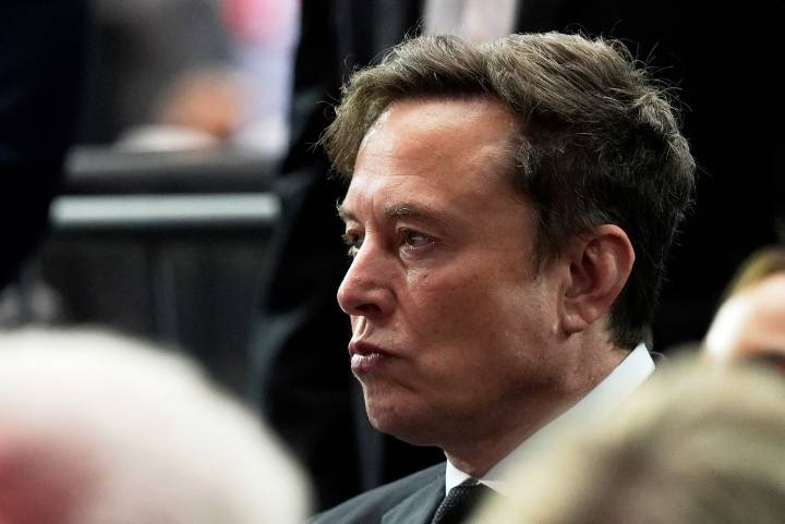 Elon Musk tilda de “estafa” las papeletas de NYC por orden de los candidatos