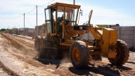 La Municipalidad de La Banda realiza trabajos de perfilado y nivelado en el barrio 25 de Mayo