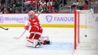 Red Wings have off night, blanked by Islanders, 5