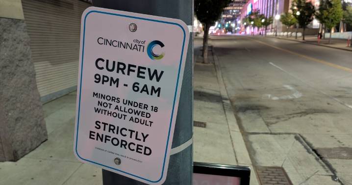 City Council approves 9 p.m. curfew for minors along Short Vine near UC