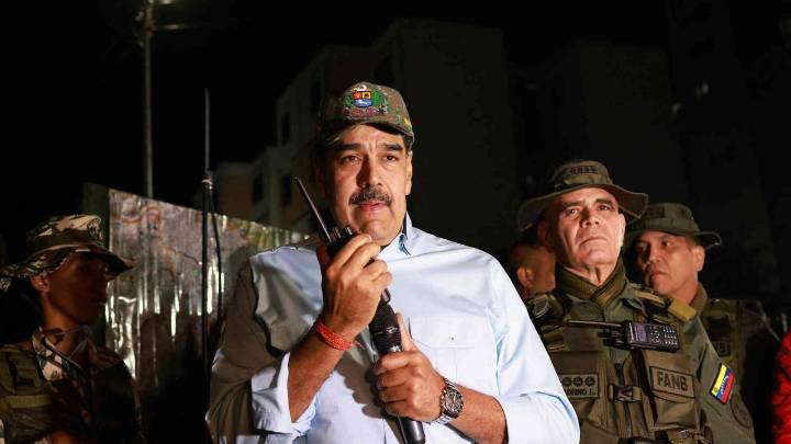 El despliegue busca "crear un ambiente de miedo tanto a Maduro como a toda su camarilla y a Petro”: excoronel sobre operaciones de EE. UU. en aguas internacionales