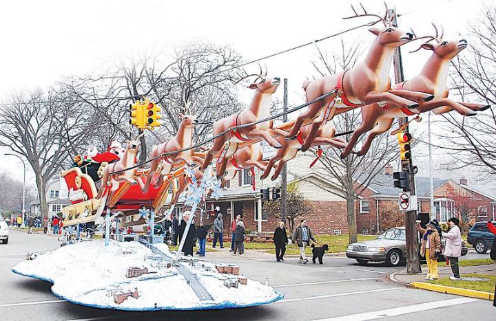 Grosse Pointe Santa Claus Parade still golden after 50 years