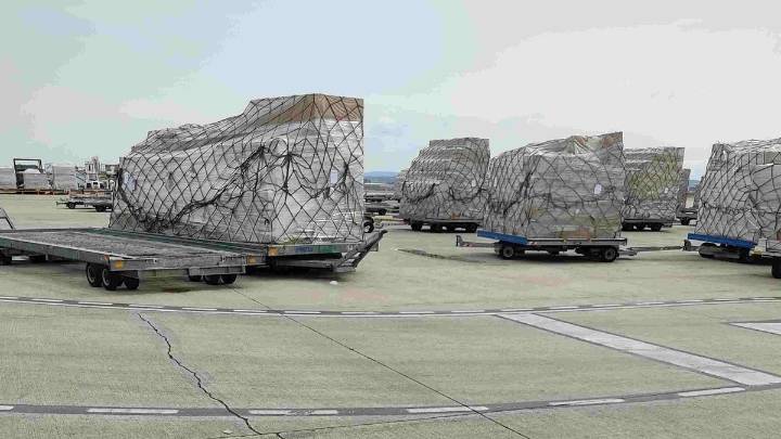 Importante inversión para reparar las grietas y modernizar las pistas del aeropuerto de Zaragoza