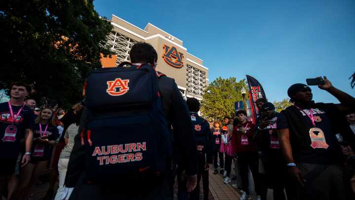 Why was former NFL QB Philip Rivers' son at Auburn football vs Kentucky?