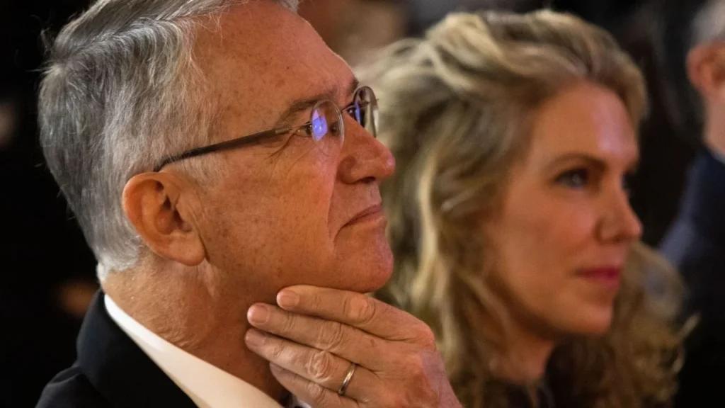 Salinas Pliego, dueño de 2 de los 13 casinos suspendidos por presunto lavado