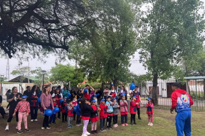 Caminata saludable en el barrio Tradición por el Día Mundial de la Diabetes