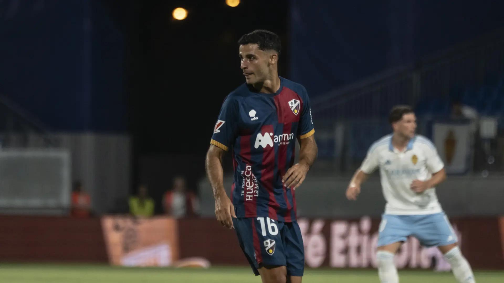 Jesús Álvarez, equilibrio aragonés para la SD Huesca en el derbi