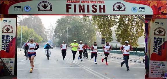 CM Omar flags off 2nd Edition of Kashmir Marathon