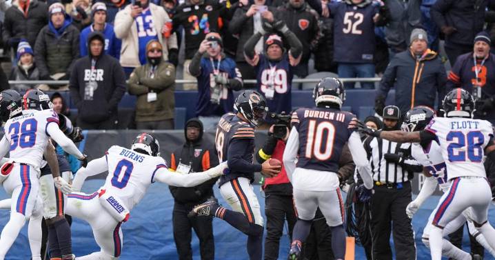 Caleb Williams stars as the Bears rally past the Giants