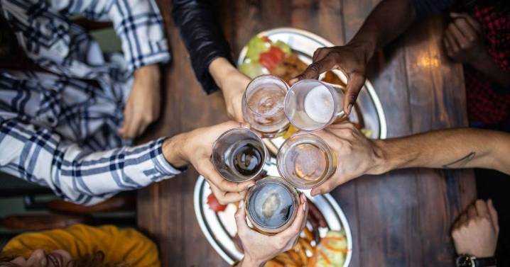 Protect your brain by cutting down on alcohol consumption