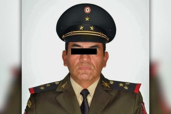 Escapó Coronel de operativo para detener a escoltas de Manzo