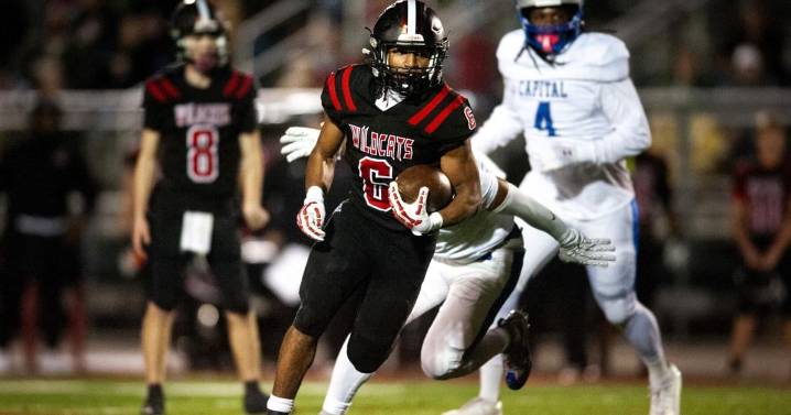 Photos: 2025 high school football in the Kanawha Metro region, Week 12